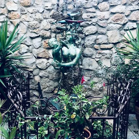 펜션 House Sleeps 4 With Private Garden